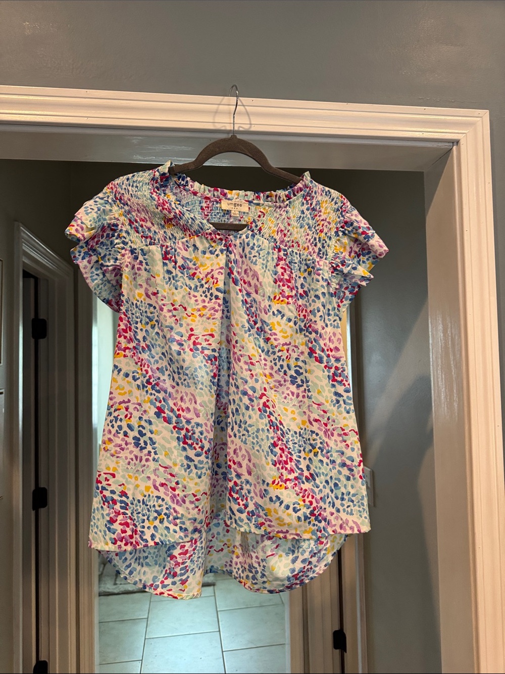 Umgee Multicolor Floral Spot Print Ruffled Short Sleeve Top